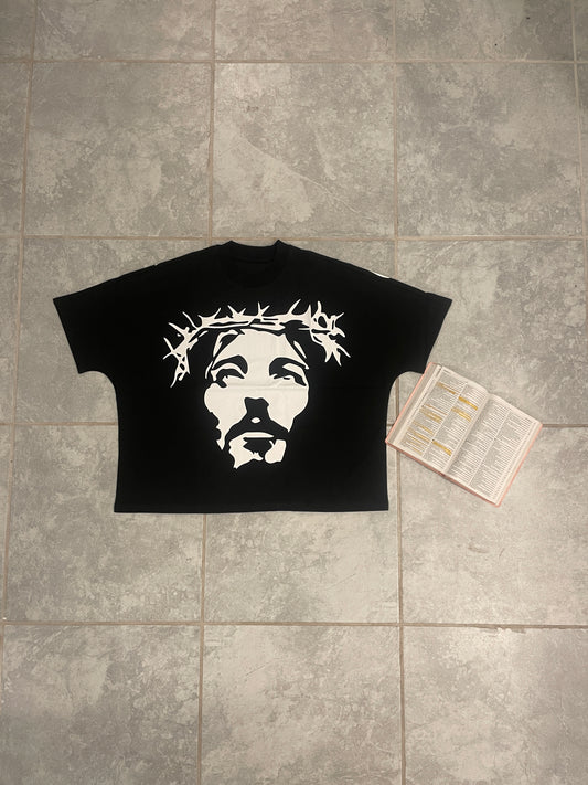 OVERSIZED JESUS IS KING TEE